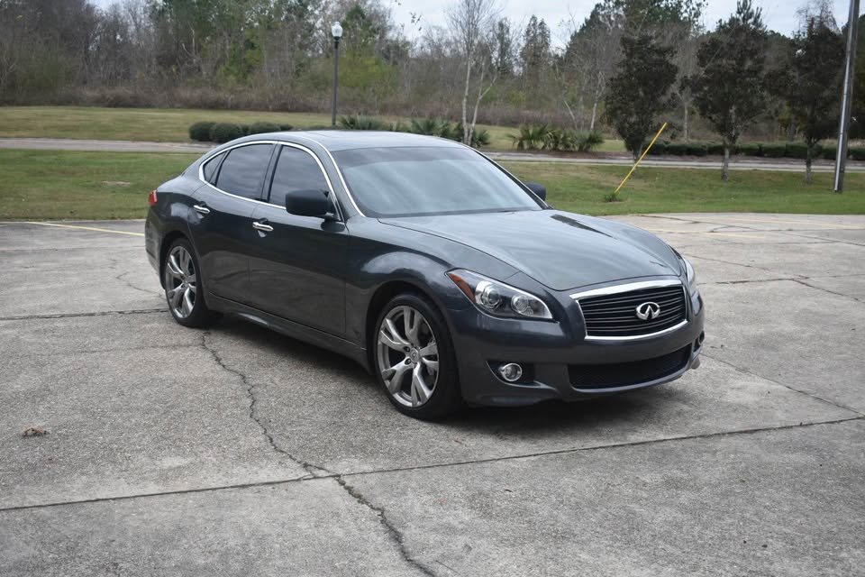 2013 INFINITI M 37