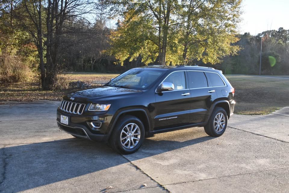 2015 Jeep Grand Cherokee Limited's photo